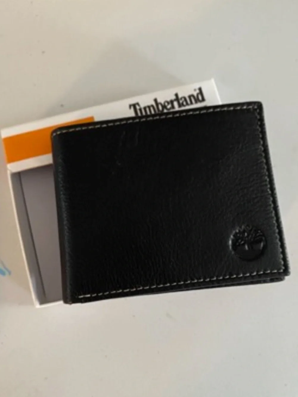 TIMBERLAND MENS BLACK LEATHER BIFOLD PASSCASE WALLET NEW IN BOX MENS GIFT NWT